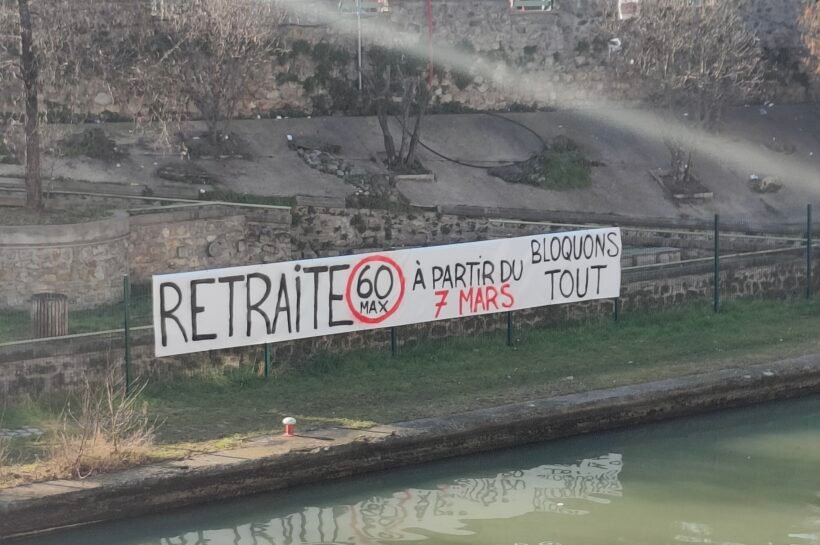 AAA. Proximités critiques